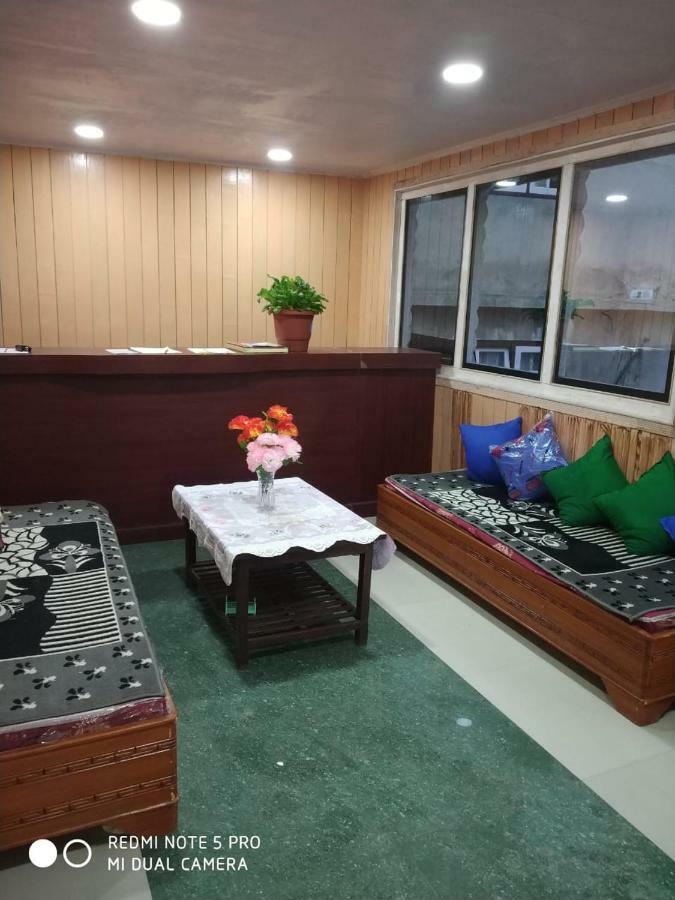 拉金皇家欢乐酒店 拉亨 外观 照片